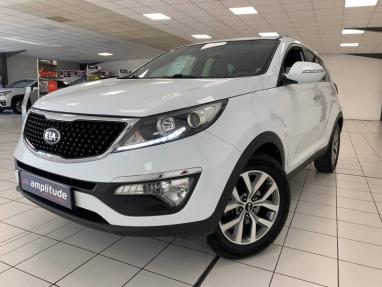 Voir le détail de l'offre de cette KIA Sportage 1.7 CRDi 115ch ISG Origins 4X2 de 2015 en vente à partir de 216.71 €  / mois