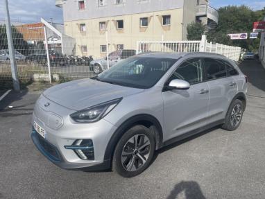 Voir le détail de l'offre de cette KIA e-Niro Premium 204ch de 2020 en vente à partir de 234.58 €  / mois