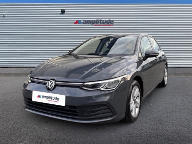 Voir le détail de l'offre de cette VOLKSWAGEN Golf 1.5 TSI ACT OPF 130ch Life Business 1st de 2020 en vente à partir de 215.46 €  / mois