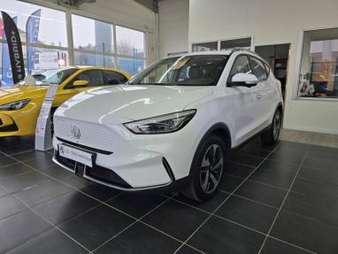 Voir le détail de l'offre de cette MG MOTOR ZS EV 156ch - 70kWh Luxury de 2023 en vente à partir de 31 999 € 