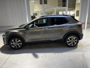 Voir le détail de l'offre de cette KIA Stonic 1.0 T-GDi 100ch GT Line de 2025 en vente à partir de 233.74 €  / mois