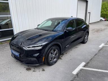Voir le détail de l'offre de cette FORD Mustang Mach-E 294ch Extended Range 99kWh 7cv de 2023 en vente à partir de 325.73 €  / mois