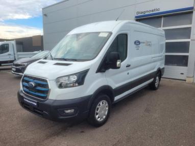 Voir le détail de l'offre de cette FORD Transit 2T Fg PE 350 L3H2 135 kW Batterie 75/68 kWh Trend Business de 2023 en vente à partir de 711.92 € / mois