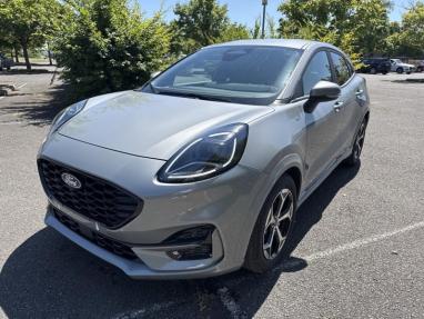 Voir le détail de l'offre de cette FORD Puma 1.0 EcoBoost Hybrid 125ch ST-Line S&S de 2025 en vente à partir de 23 499 € 