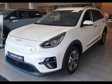 Voir le détail de l'offre de cette KIA e-Niro Design 204ch de 2022 en vente à partir de 195.34 €  / mois