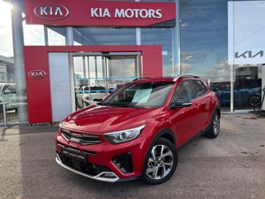 Voir le détail de l'offre de cette KIA Stonic 1.0 T-GDi 120ch MHEV GT Line de 2023 en vente à partir de 194.56 €  / mois