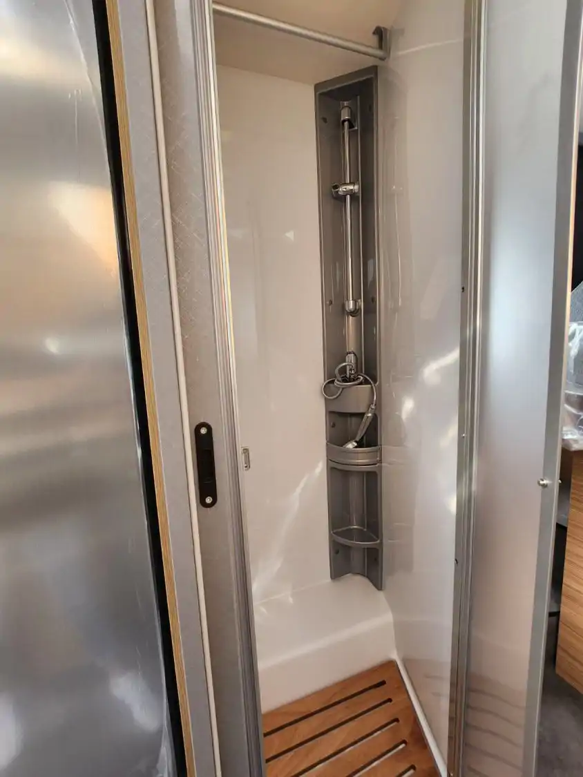 Image Dethleffs Just 90  T 7052 DBL Profilé